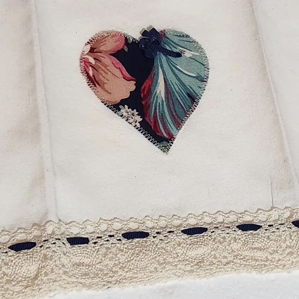 VTG Cottage Tea Towels 4 Heart Flowers Linen Kitchen Colorful Grandma Country